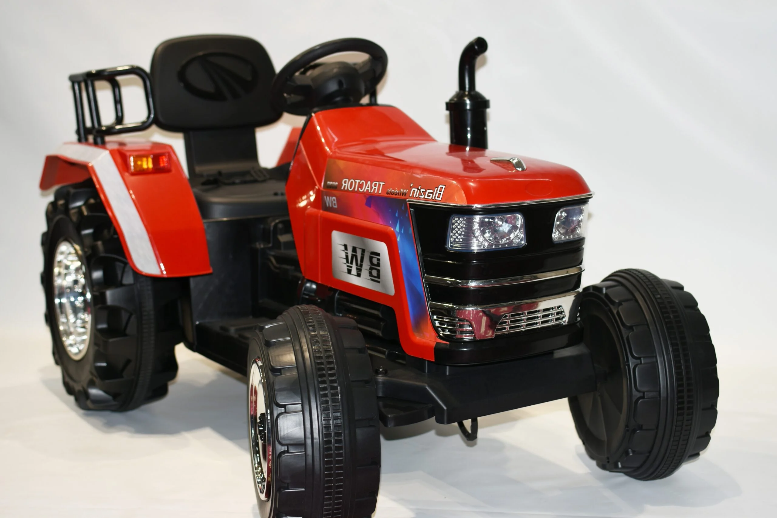 Tractor electric roșu